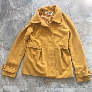 Yellow pea coat
